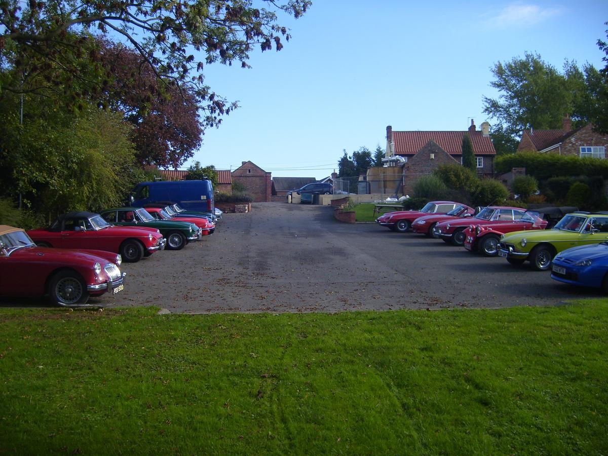 Old Oak Tree Hotel Thirsk Exterior photo